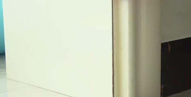 DƬ